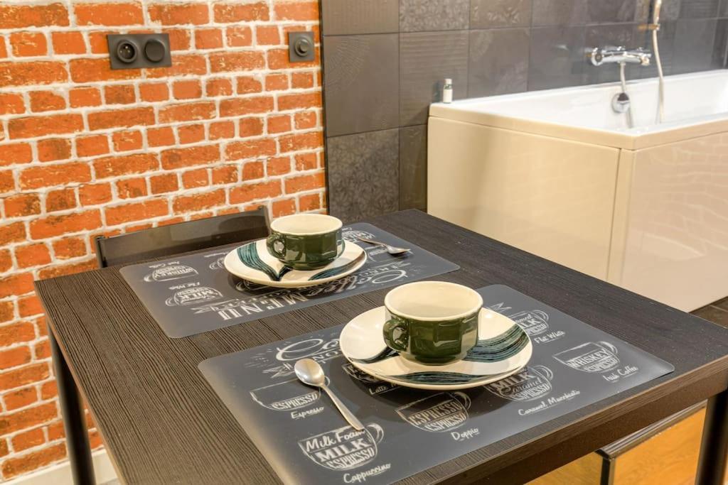 Industrial-Style Studio With Bathtub, Vieux-Lyon Extérieur photo